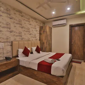 https://coral-pearl.hotels-varanasi.com